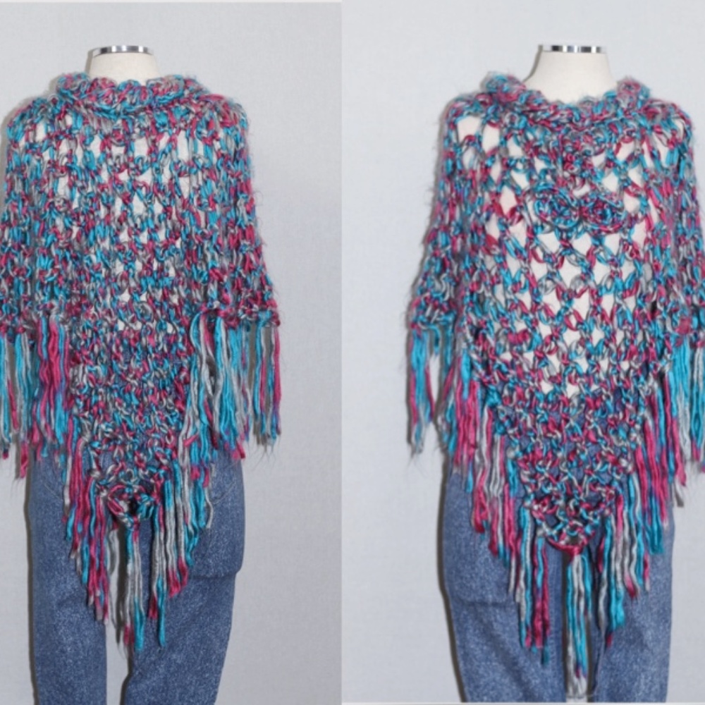 Lpogee Worldover Handcrafted Cotton Poncho